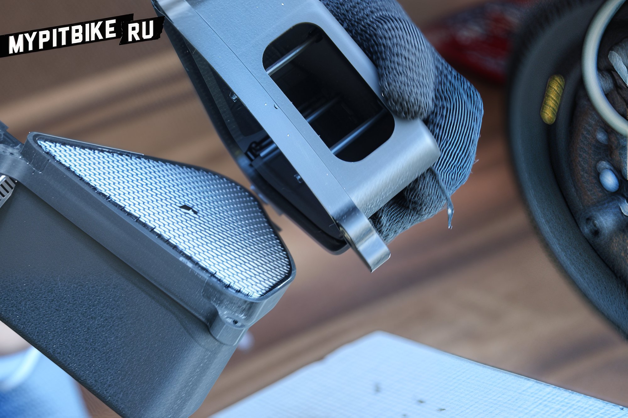 Reassembling the filter box